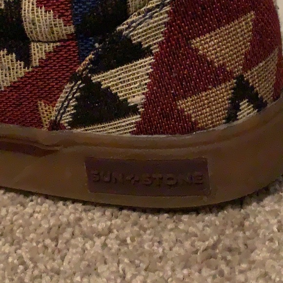 Sunstone moc toe Aztec design shoes size 8.5 worn twice - Picture 4 of 7